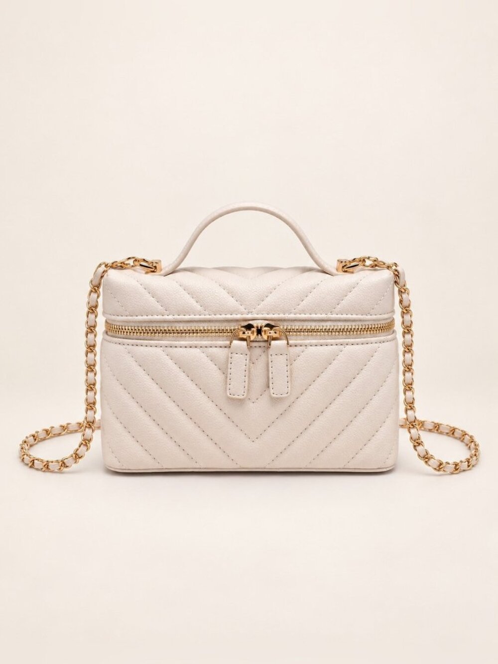 Ivory Sella Chevron Quilted Crossbody Bag NWT Gold Chain Vegan Leather Handbag